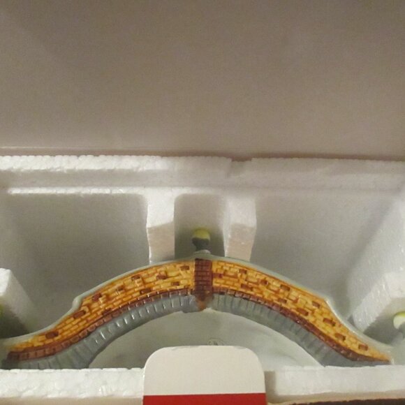 Lemax Hearthside Village Porcelain Garden Bridge 1992 #23069 - Picture 6 of 6